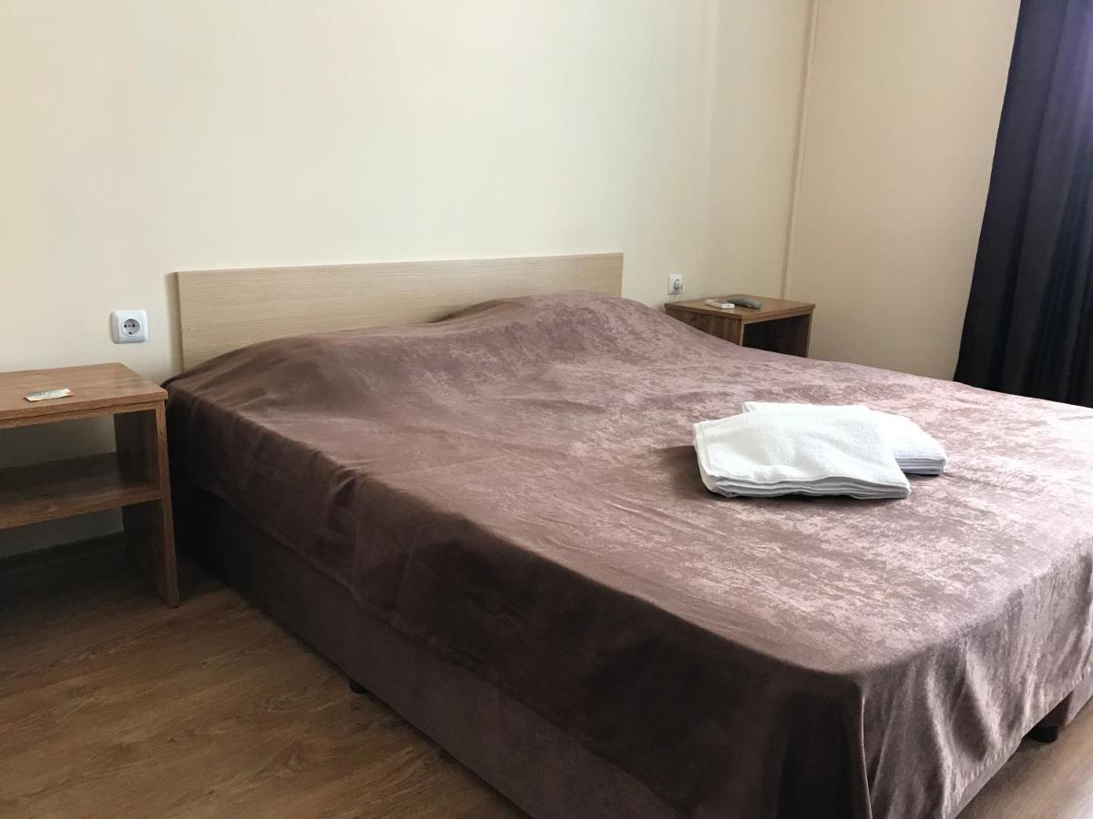 Family Hotel Akra Tsjernomorets Eksteriør bilde